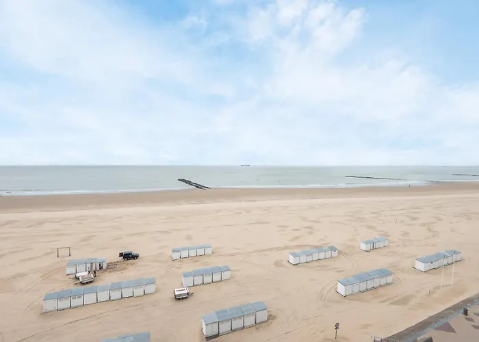 Luxurious Flat With Unbelievable Sea Views In Apartment *